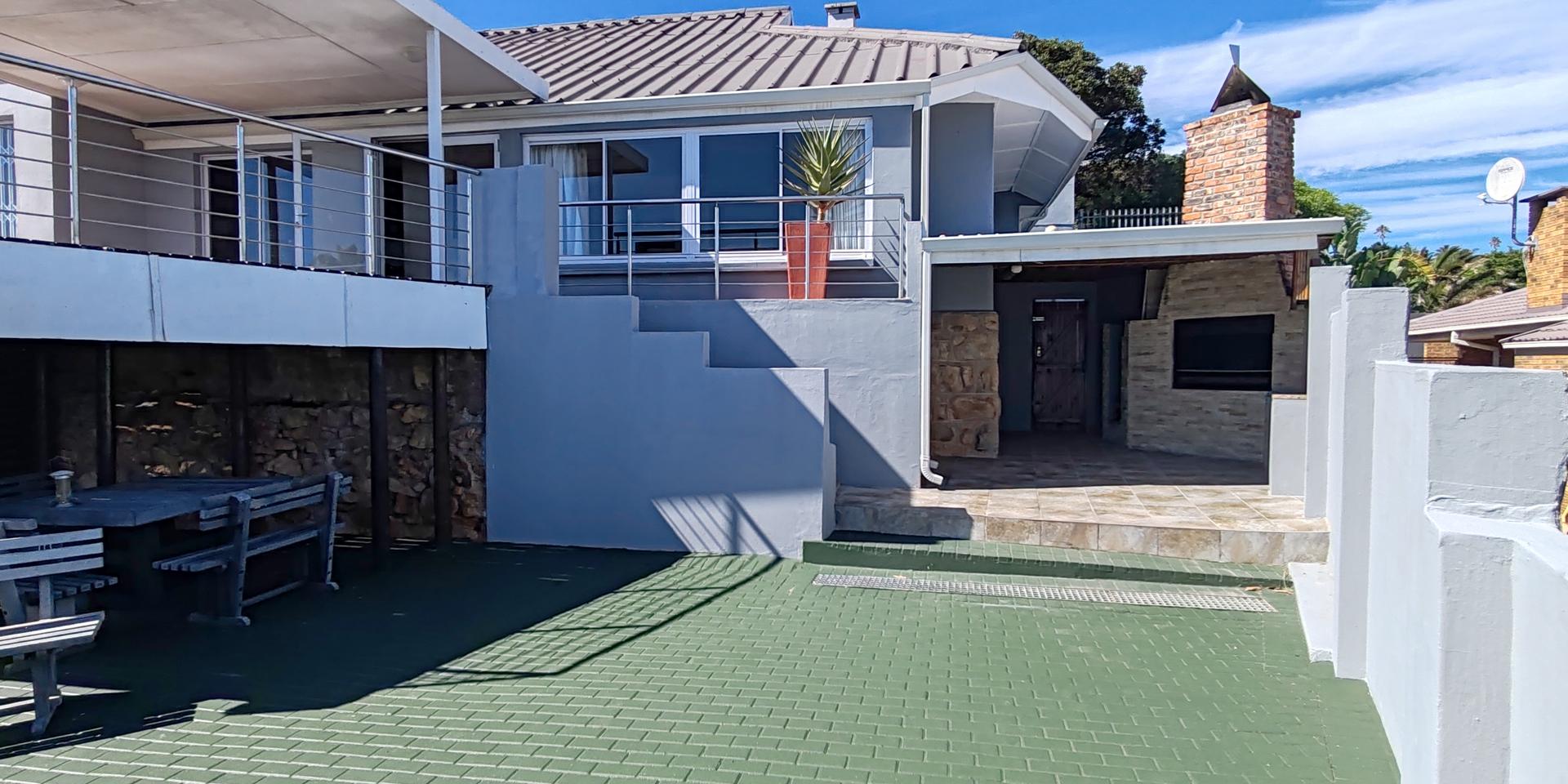 Image 4 of 6
