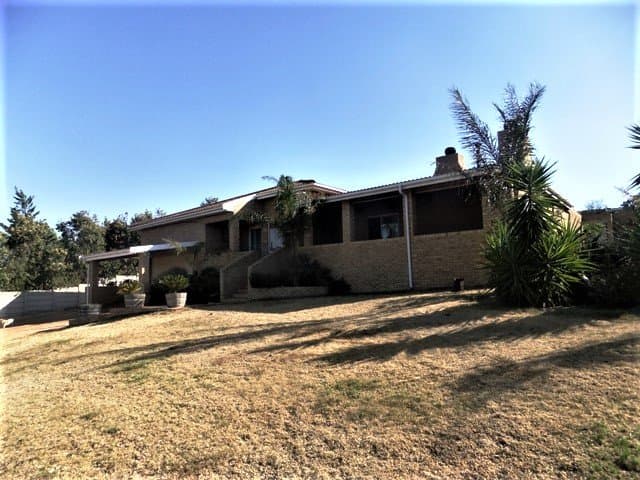 Image 1 of 6