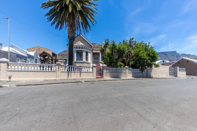 Main property image