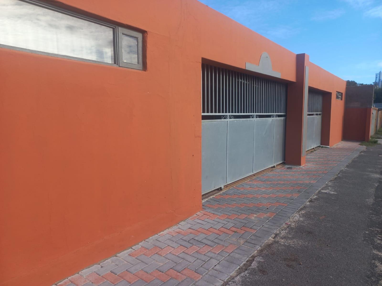 Image 2 of 6