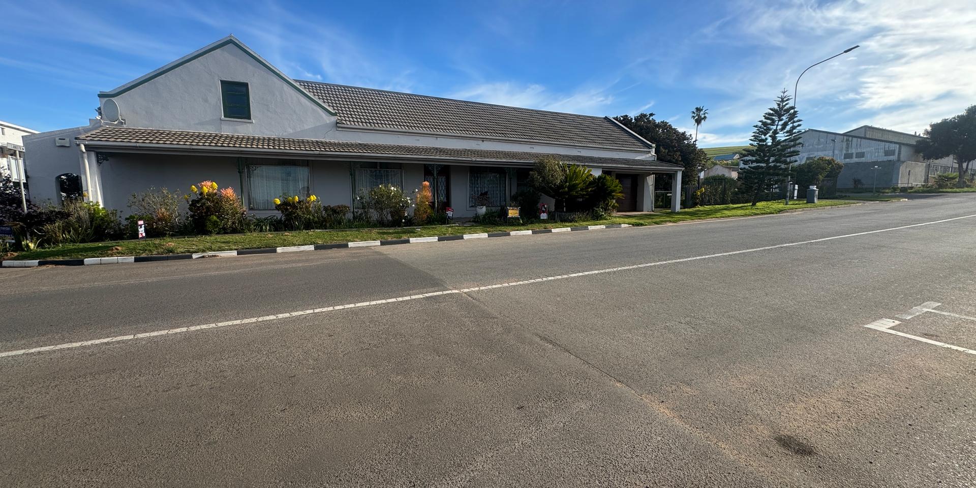 Image 2 of 6