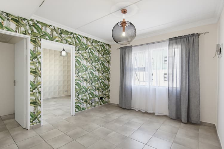 Main property image