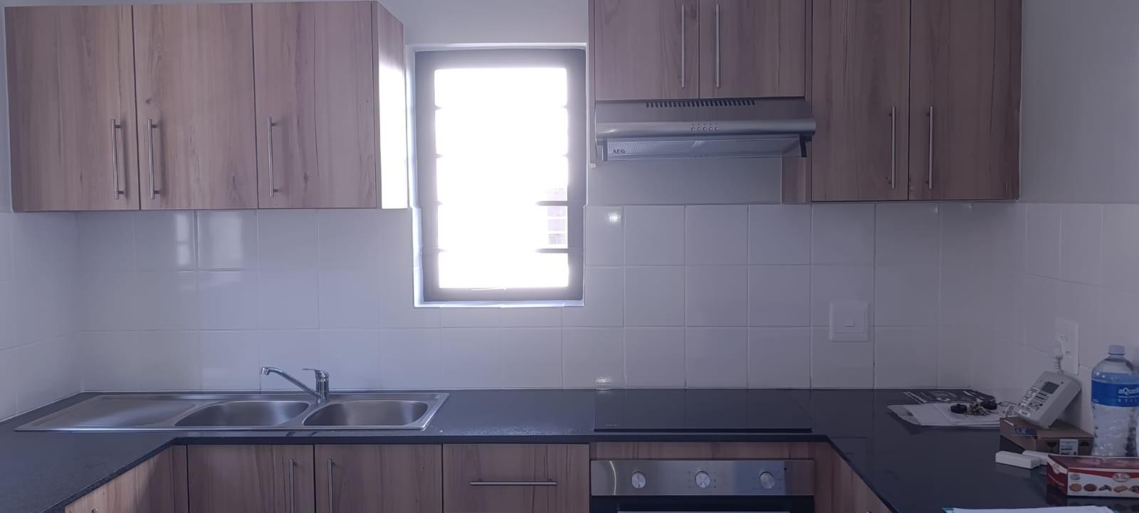Image 5 of 6