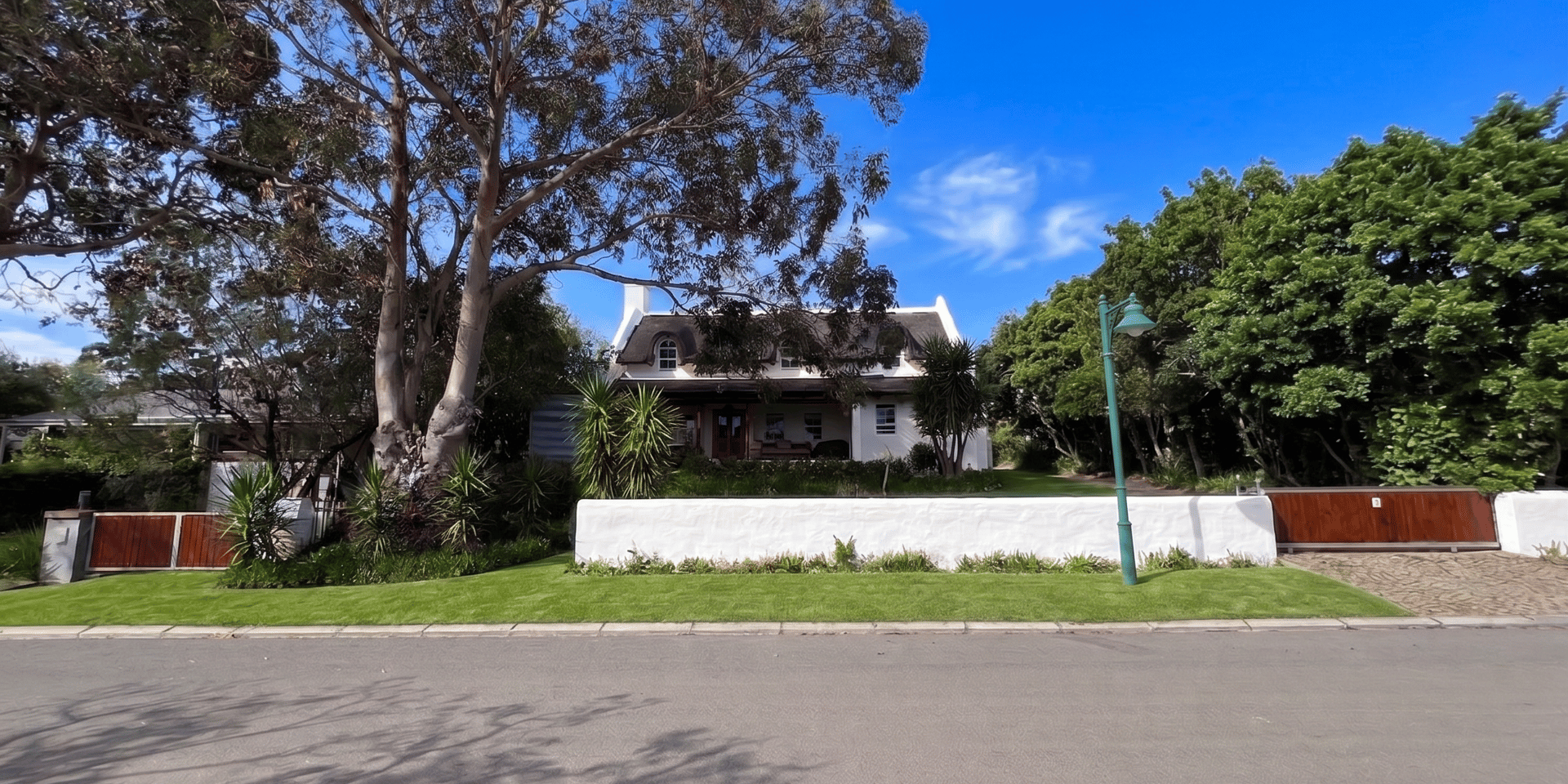 Image 4 of 6