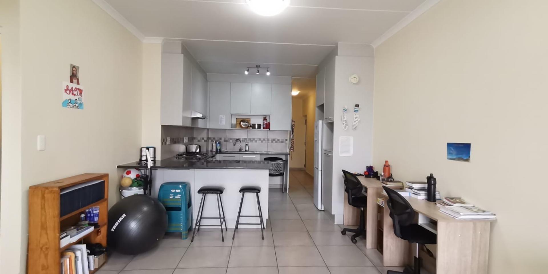 Image 5 of 6
