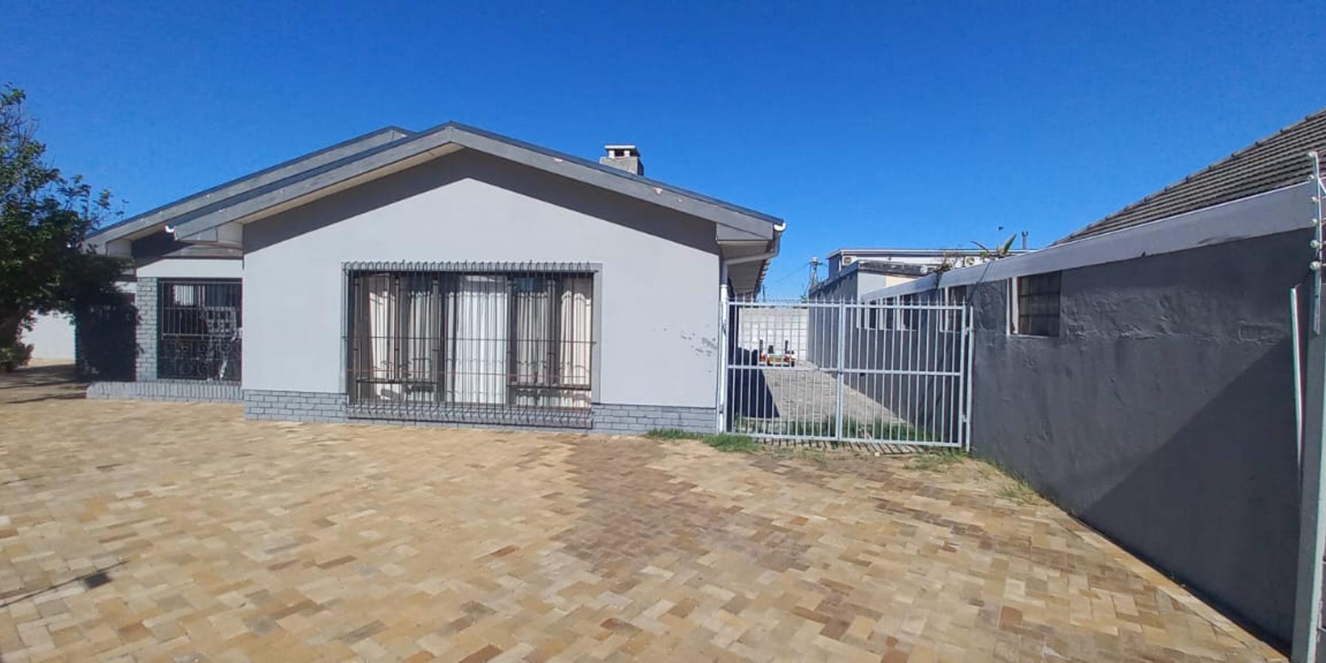 Image 2 of 6