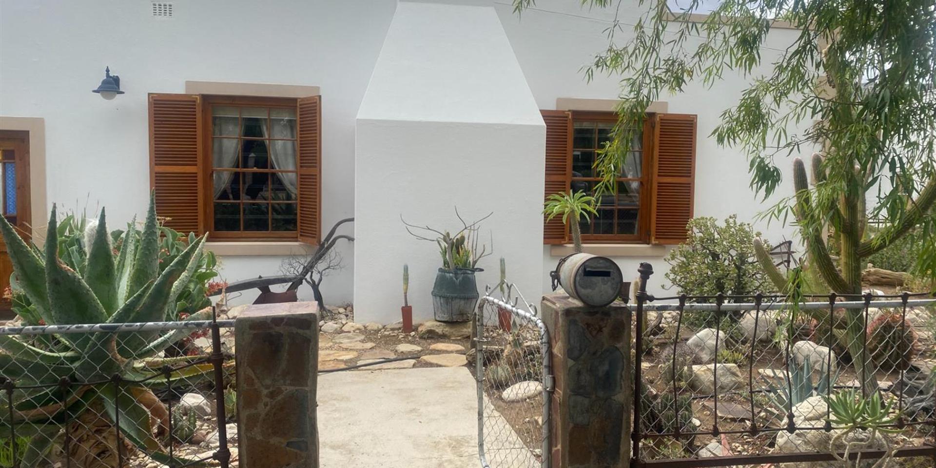 Image 1 of 6