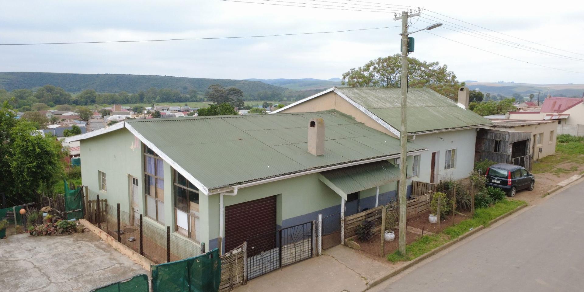 Image 2 of 6