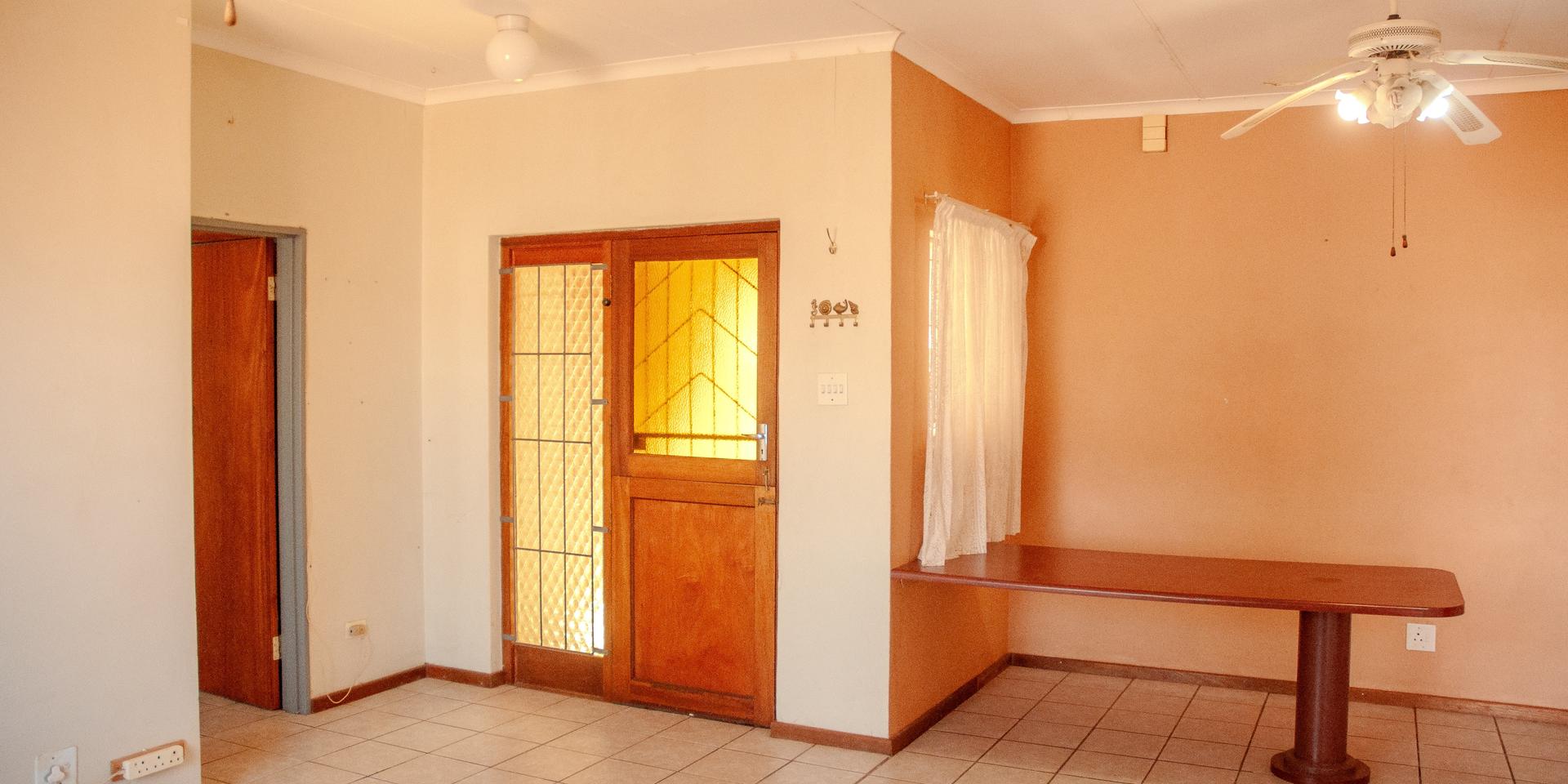 Image 5 of 6