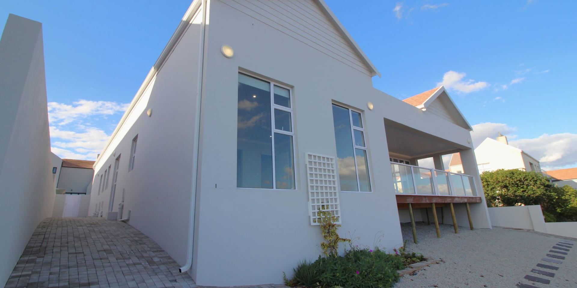Image 3 of 6