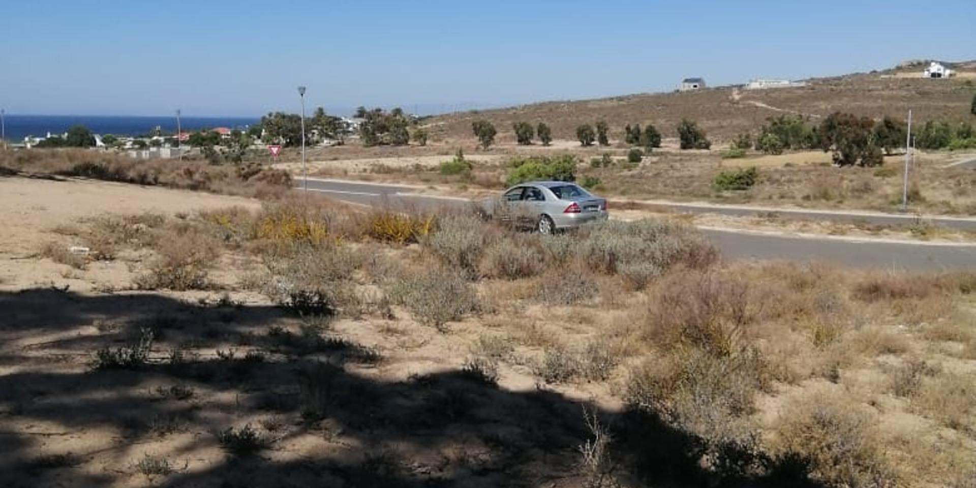 Image 3 of 6