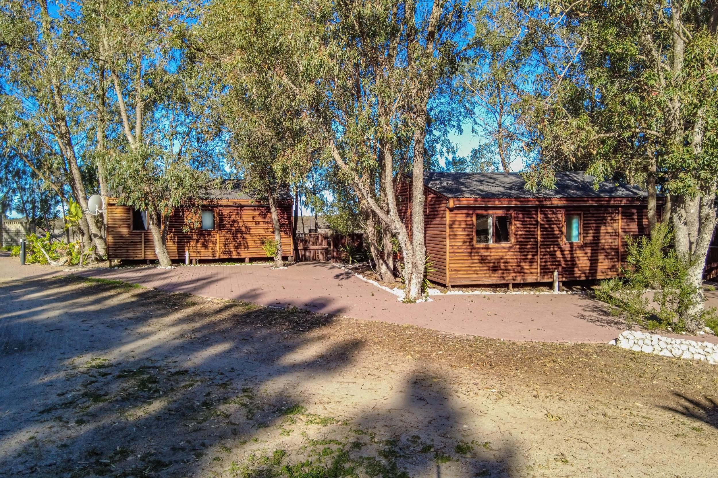 Image 4 of 6