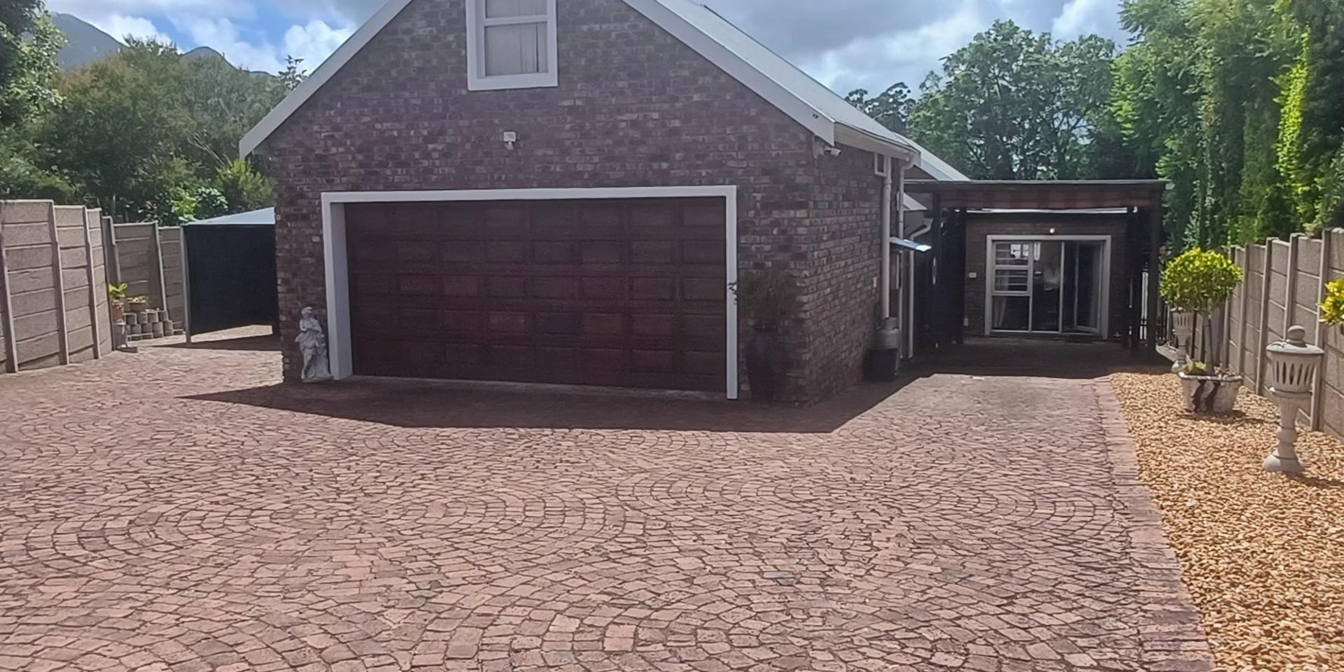 Image 2 of 6