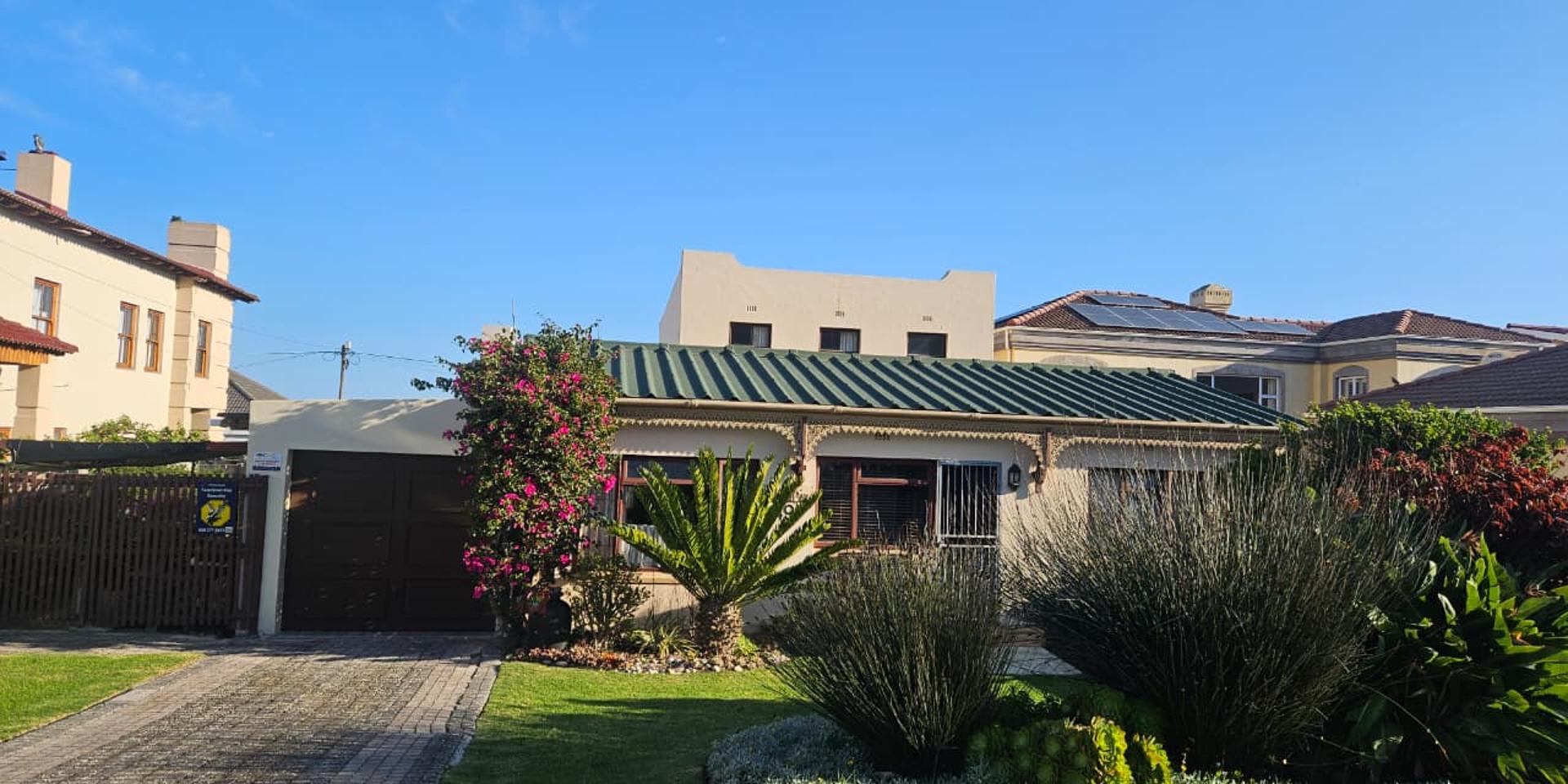 Image 2 of 6