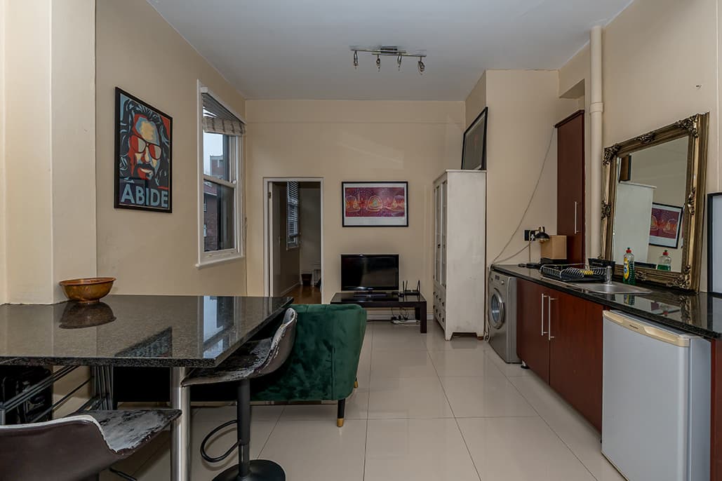 Image 5 of 6