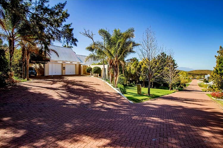 Main property image