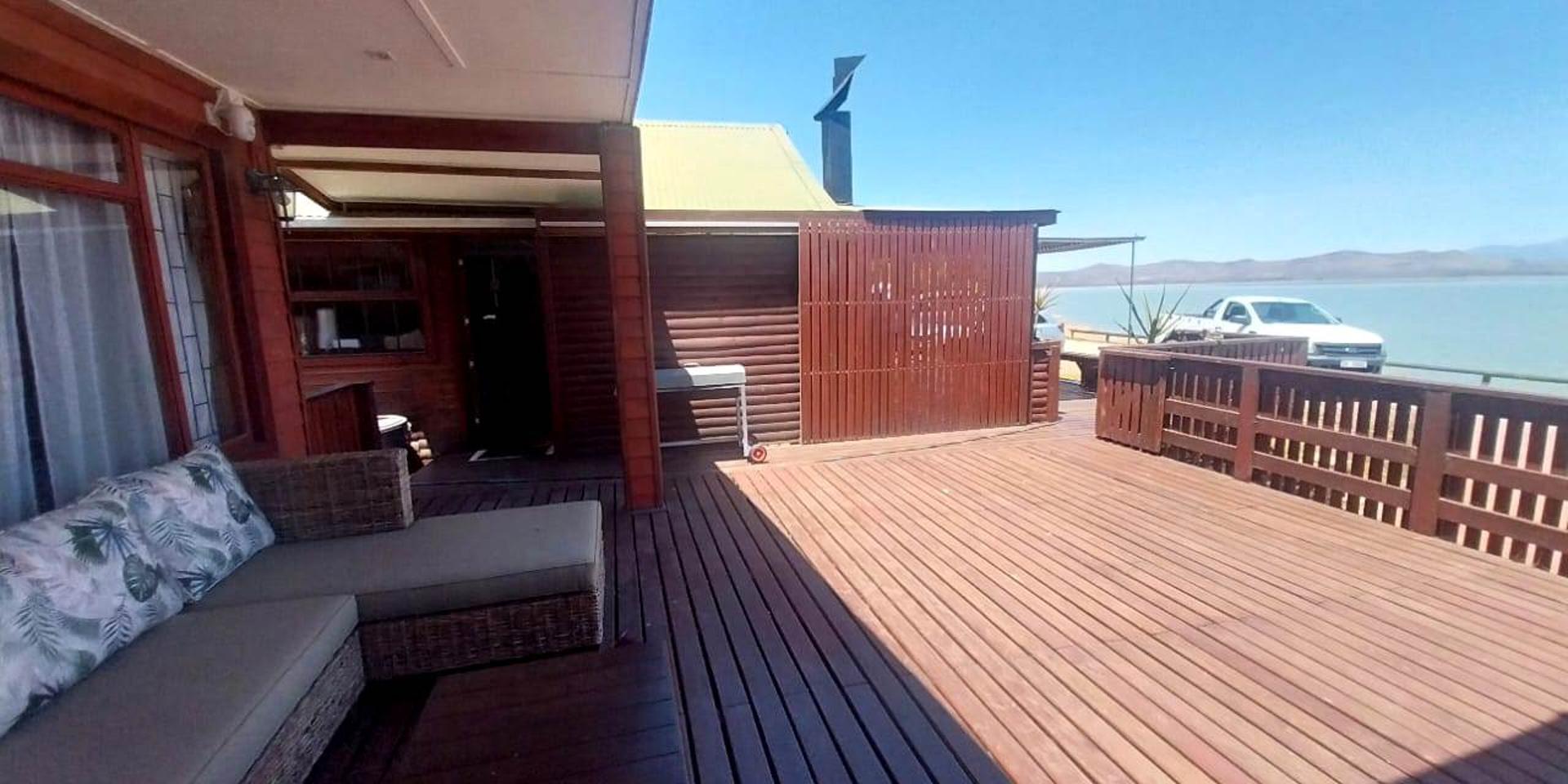 Image 2 of 6