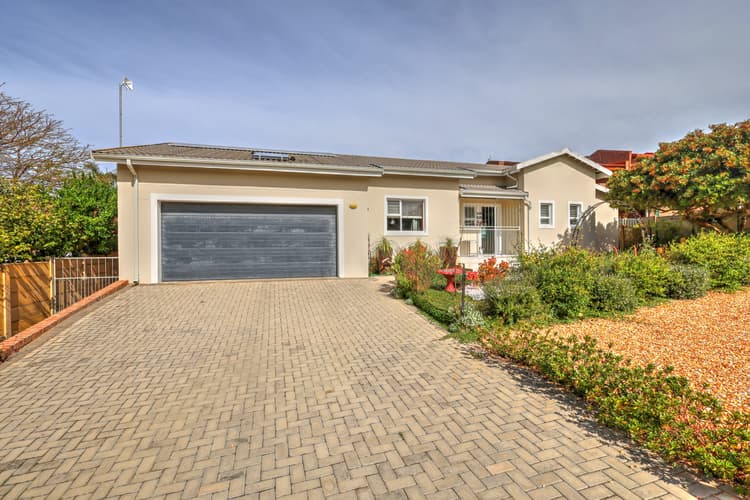 Main property image