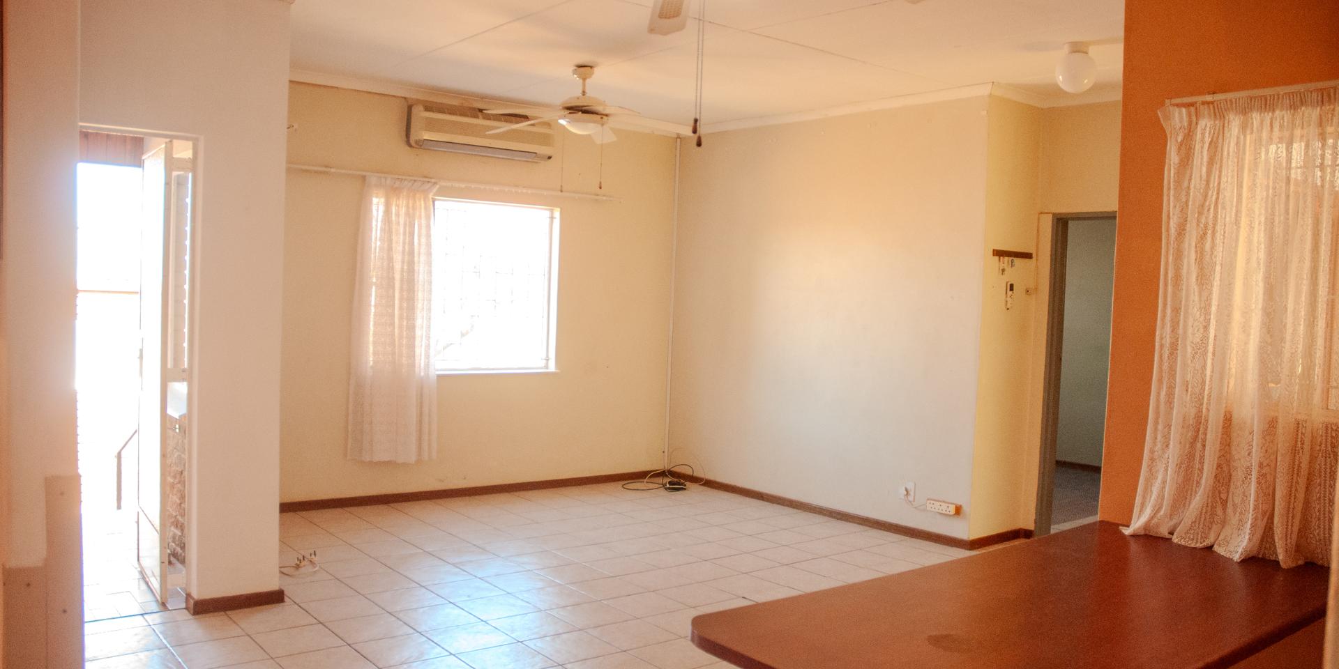 Image 3 of 6