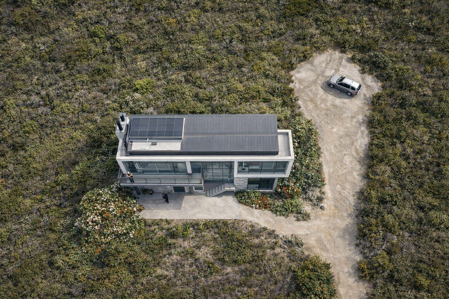 Image 4 of 6