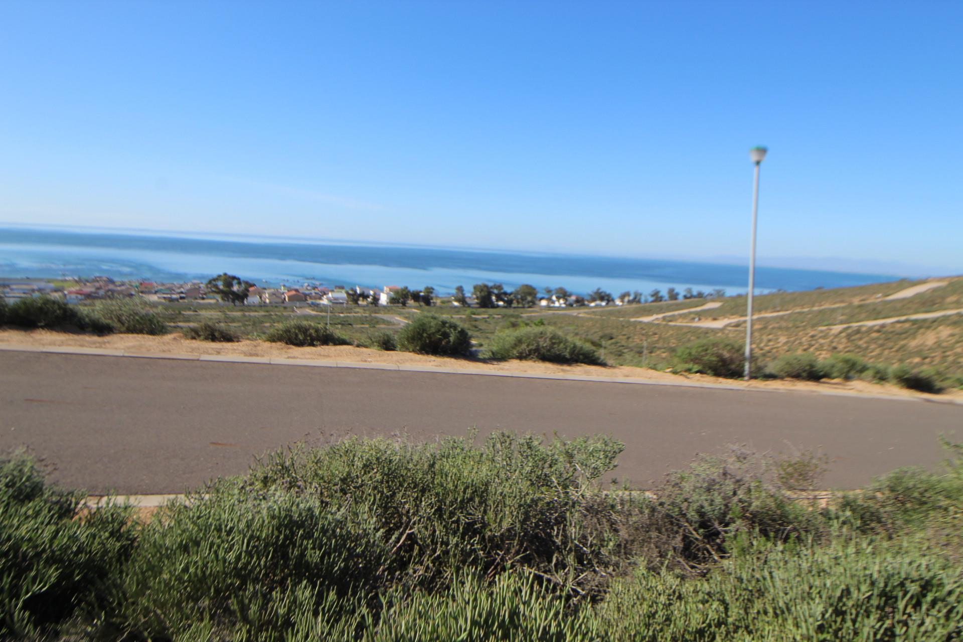Image 4 of 6