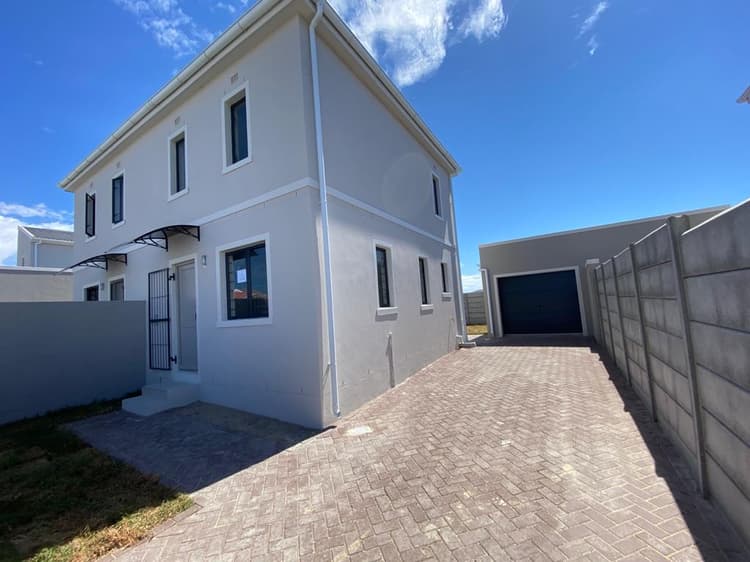 Main property image