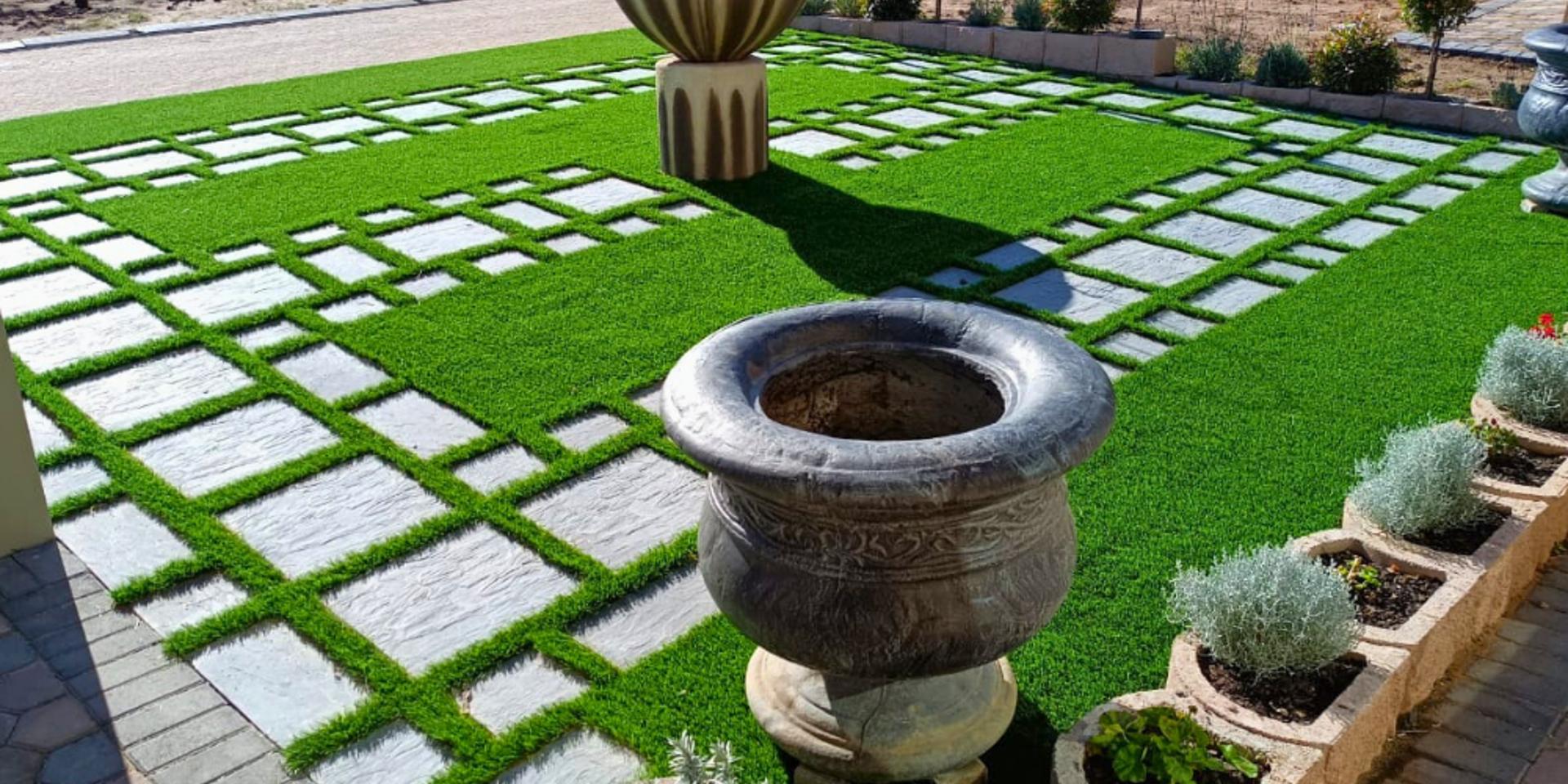 Image 4 of 6