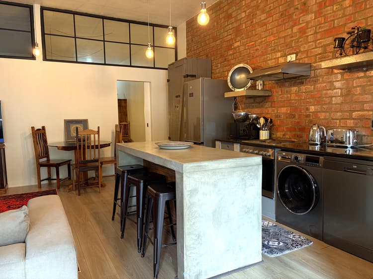 Main property image