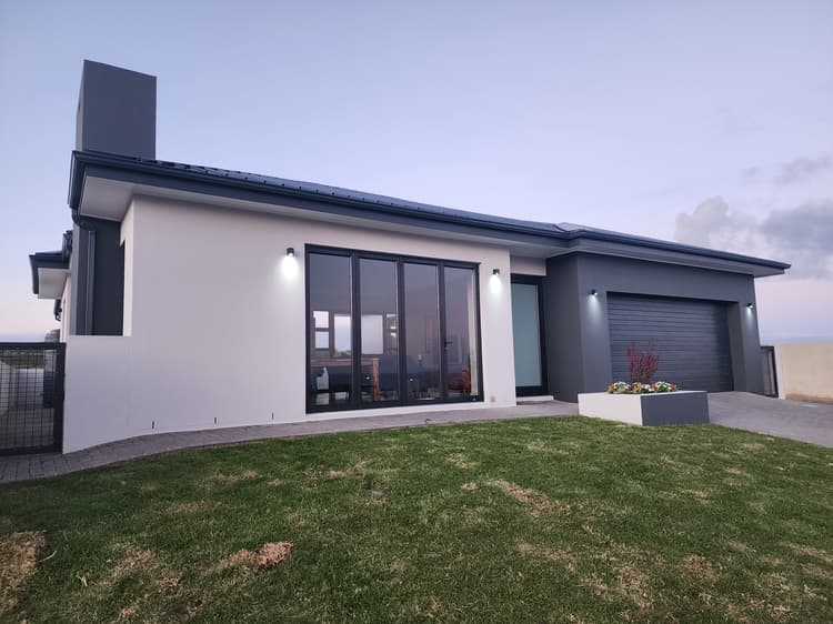 Main property image