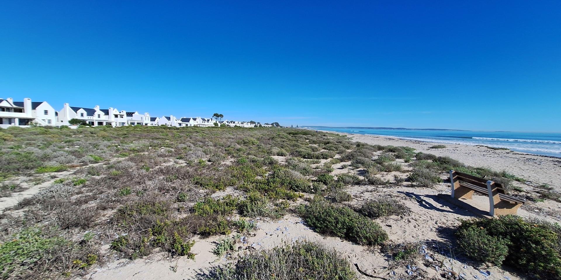 Image 2 of 6