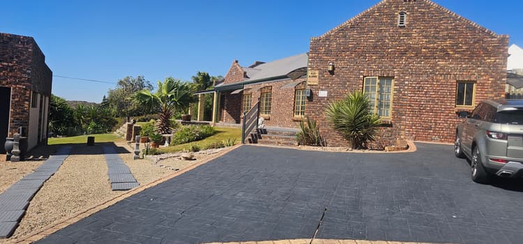 Main property image
