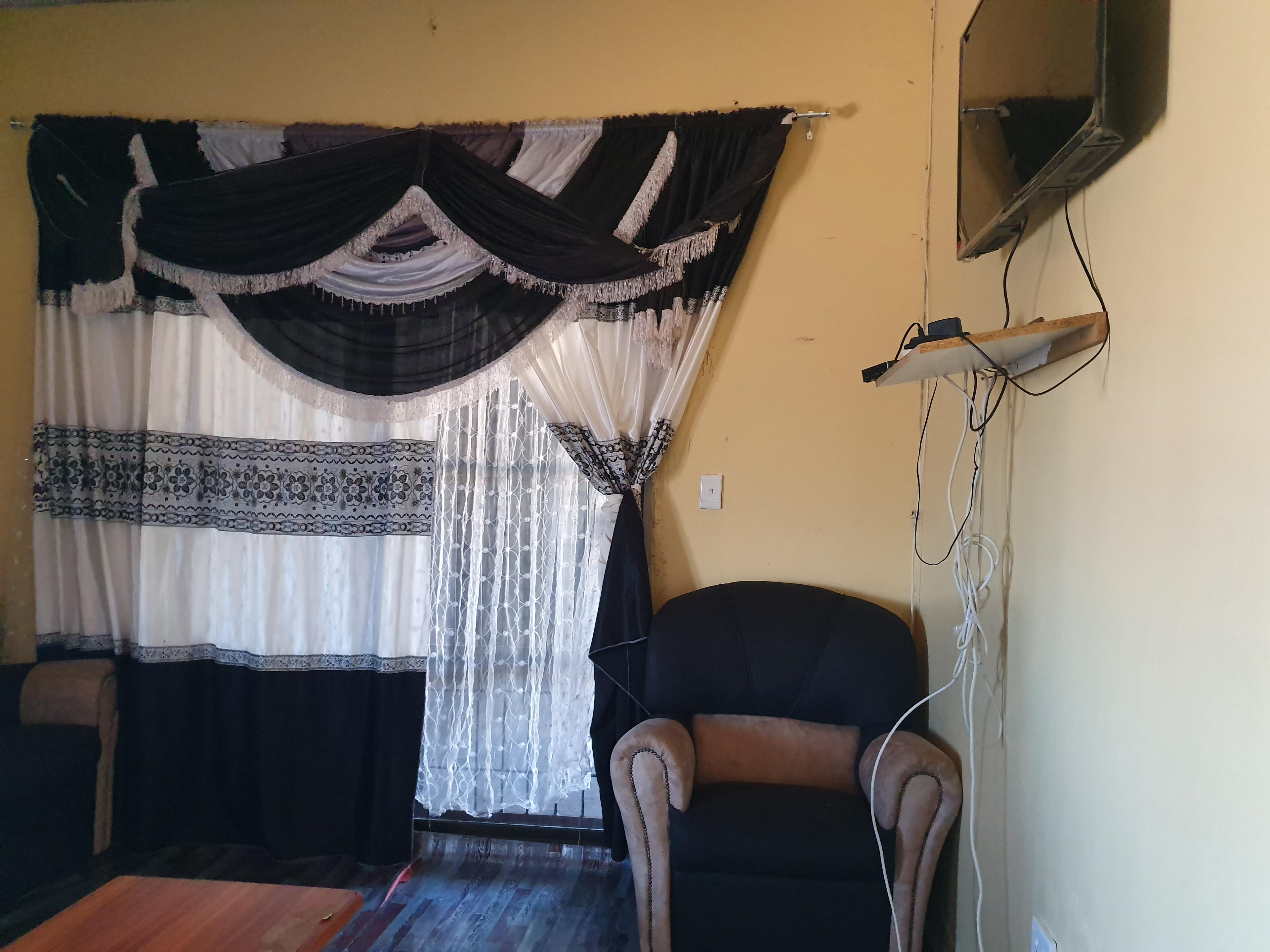 Image 5 of 6