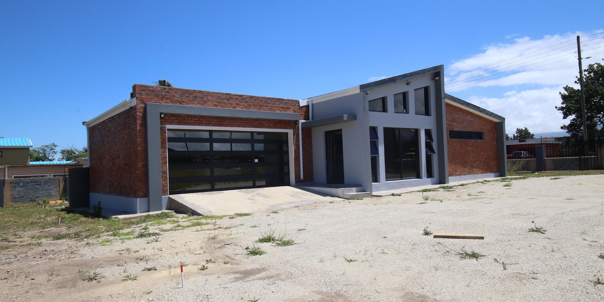 Image 2 of 6