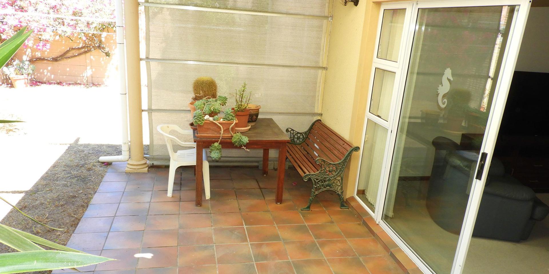 Image 3 of 6