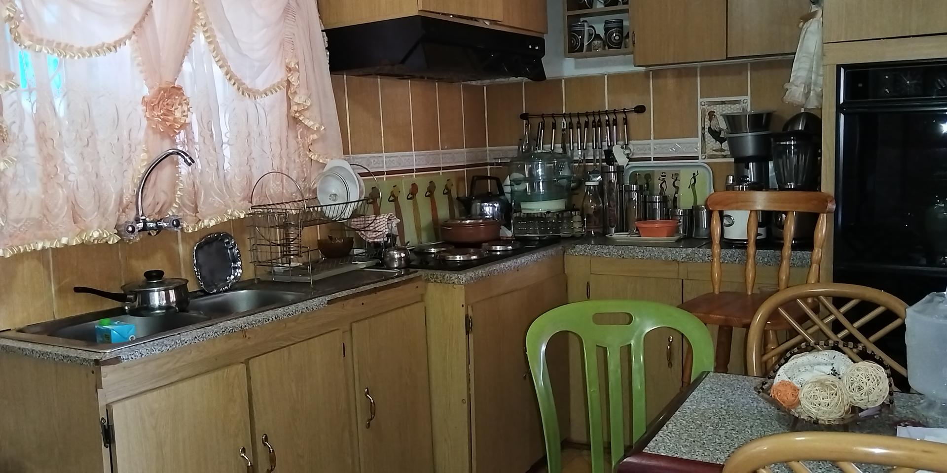 Image 5 of 6