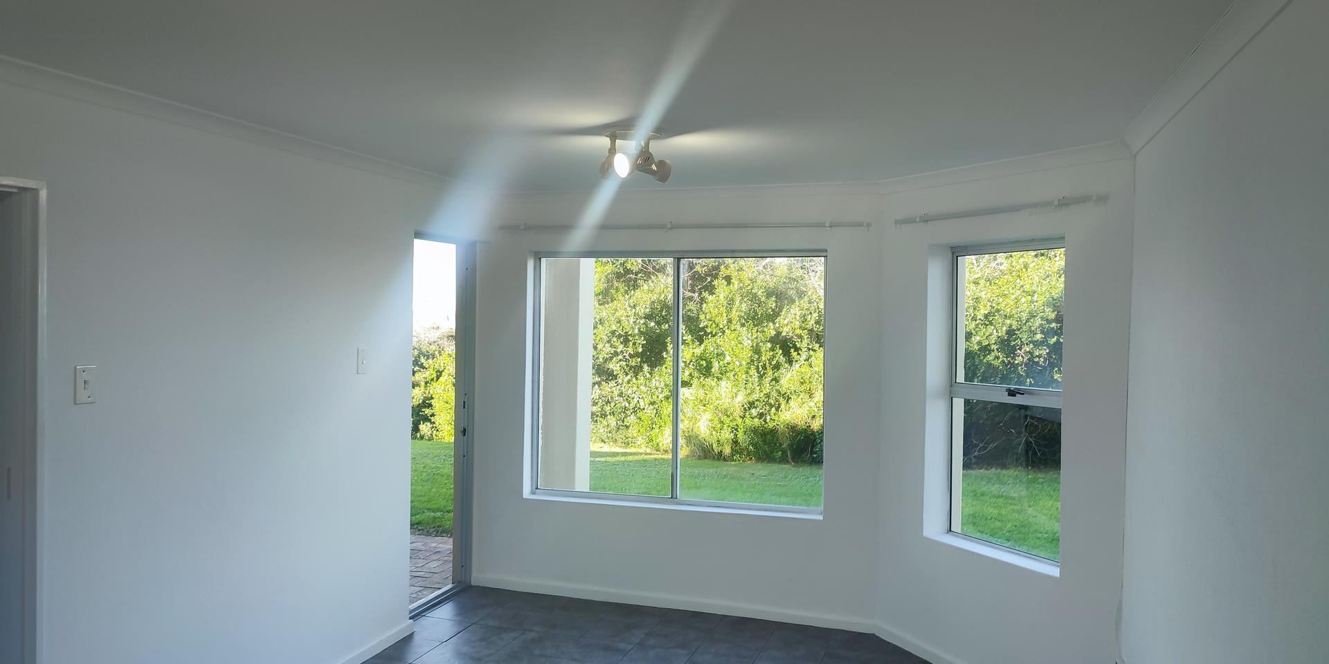 Image 3 of 6