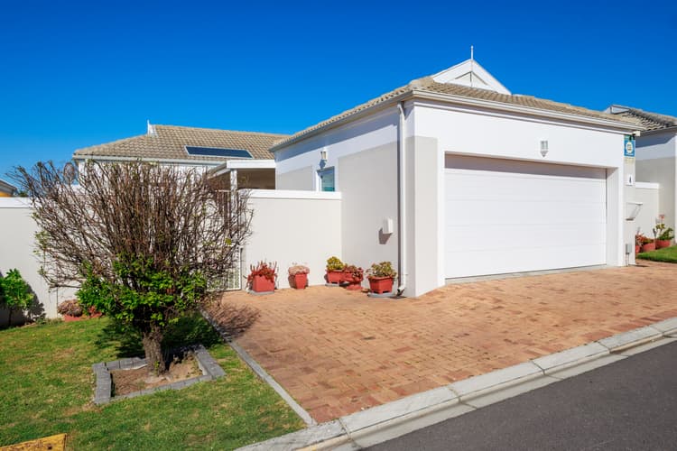 Main property image