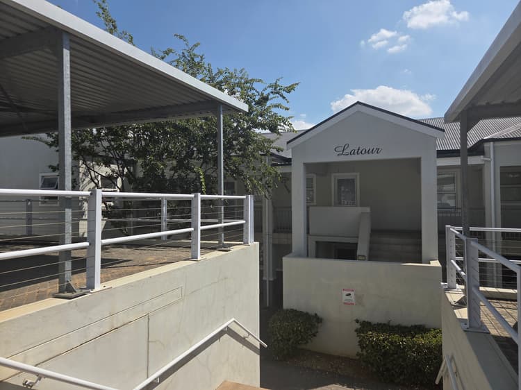 Main property image