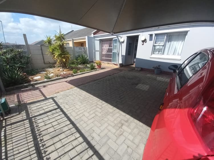 Main property image