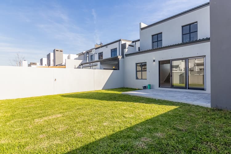 Main property image