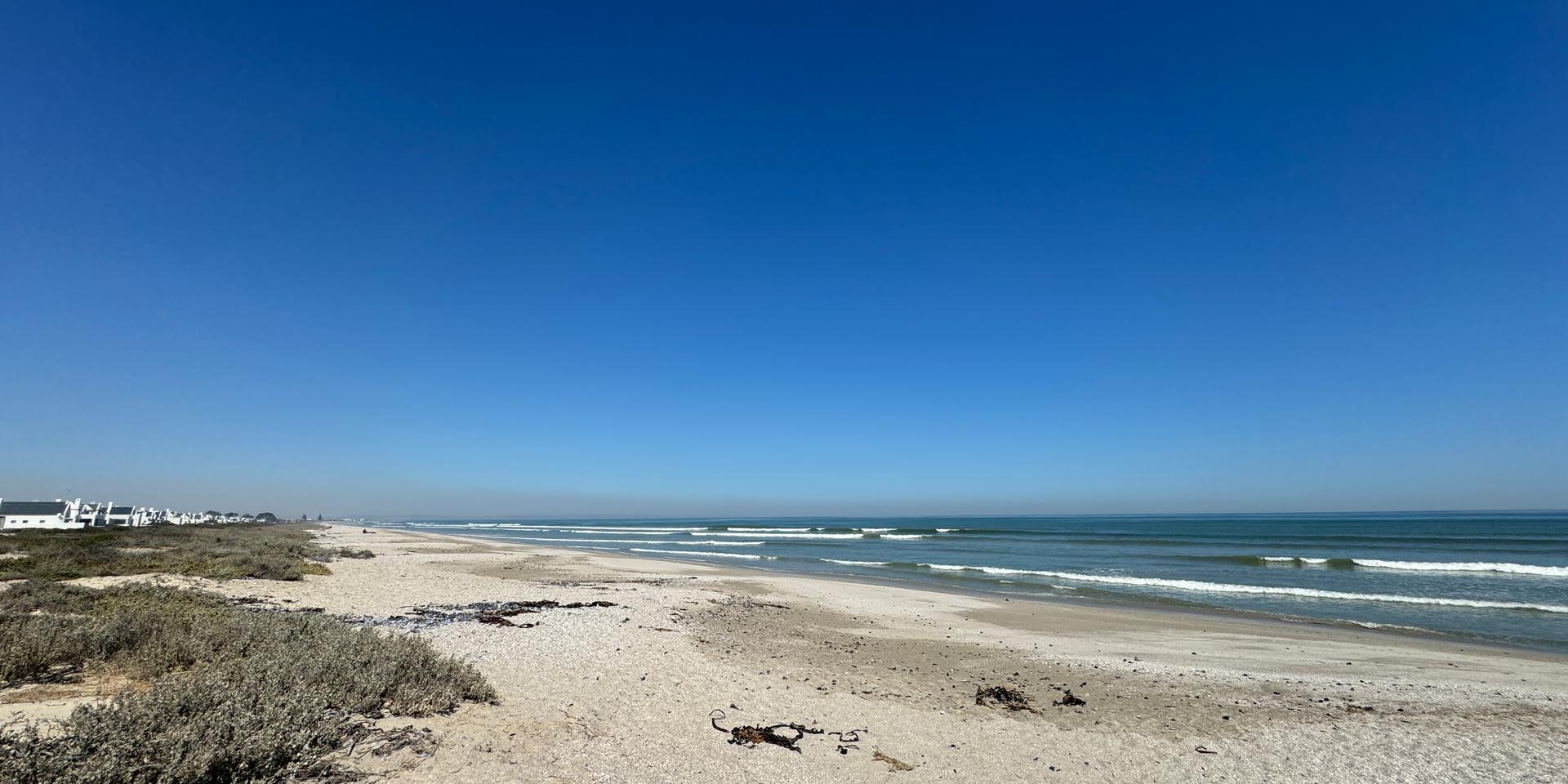 Image 4 of 6