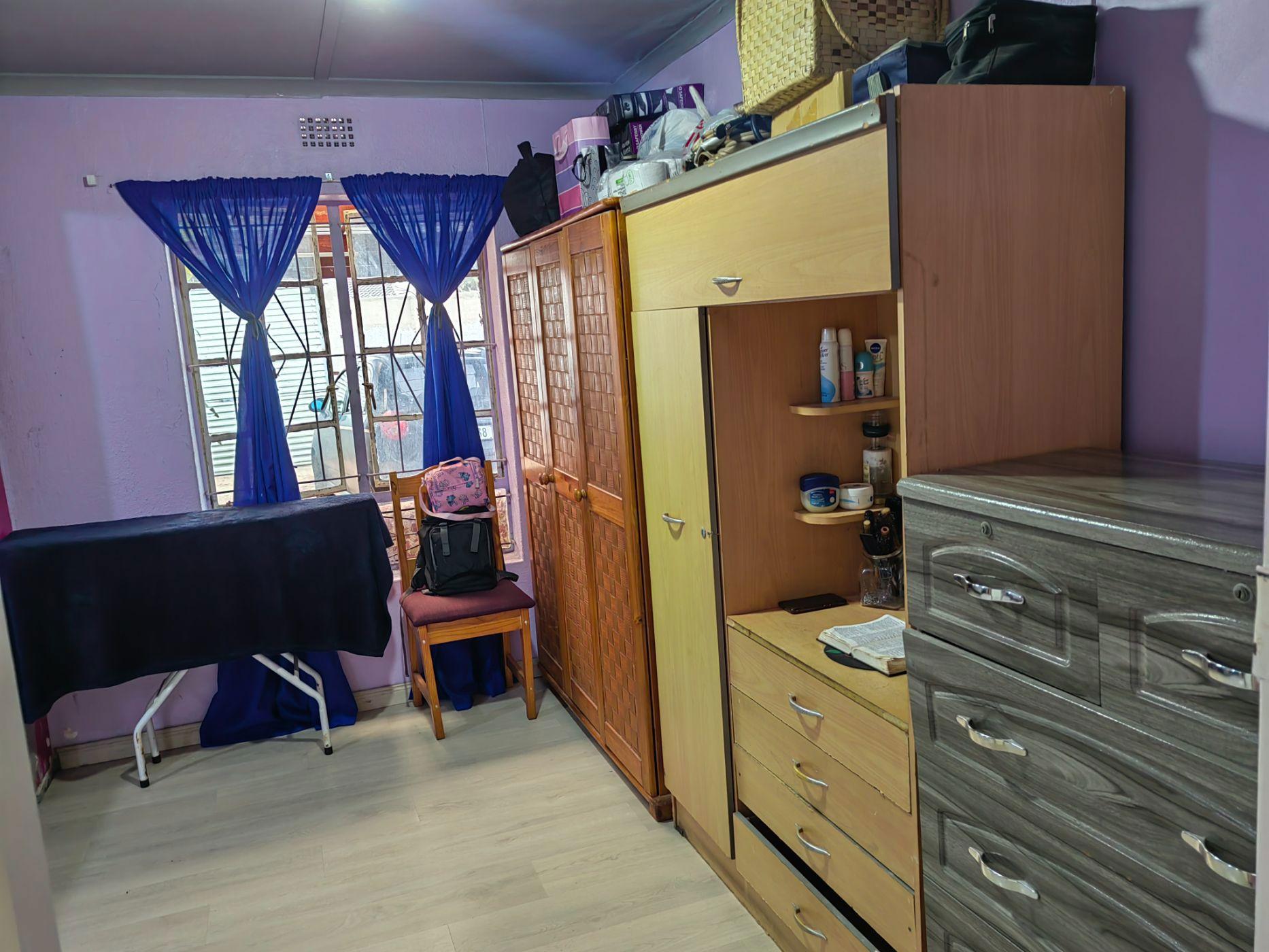 Image 12
