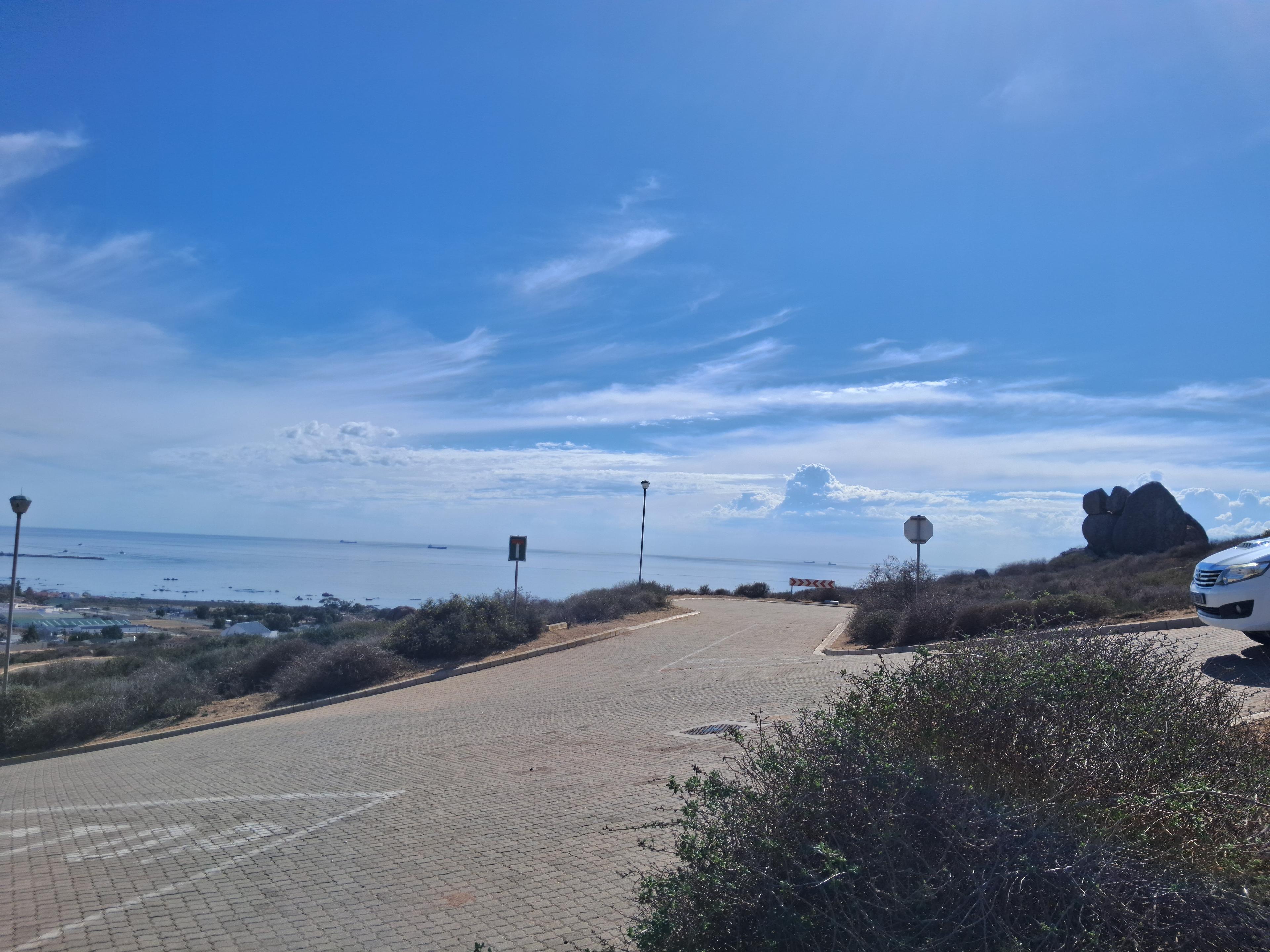 Image 3 of 6