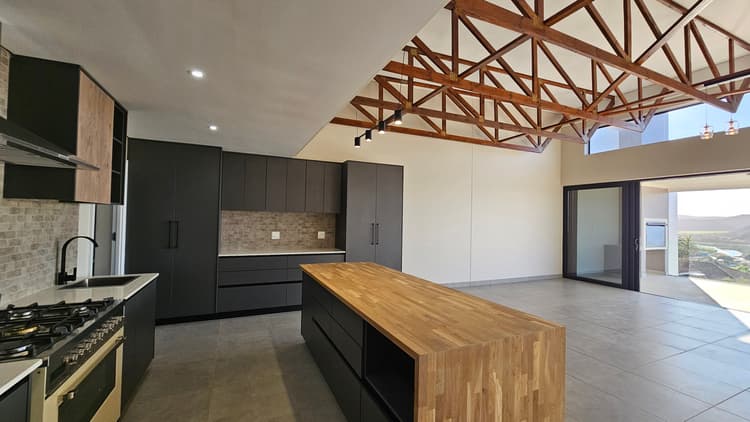 Main property image