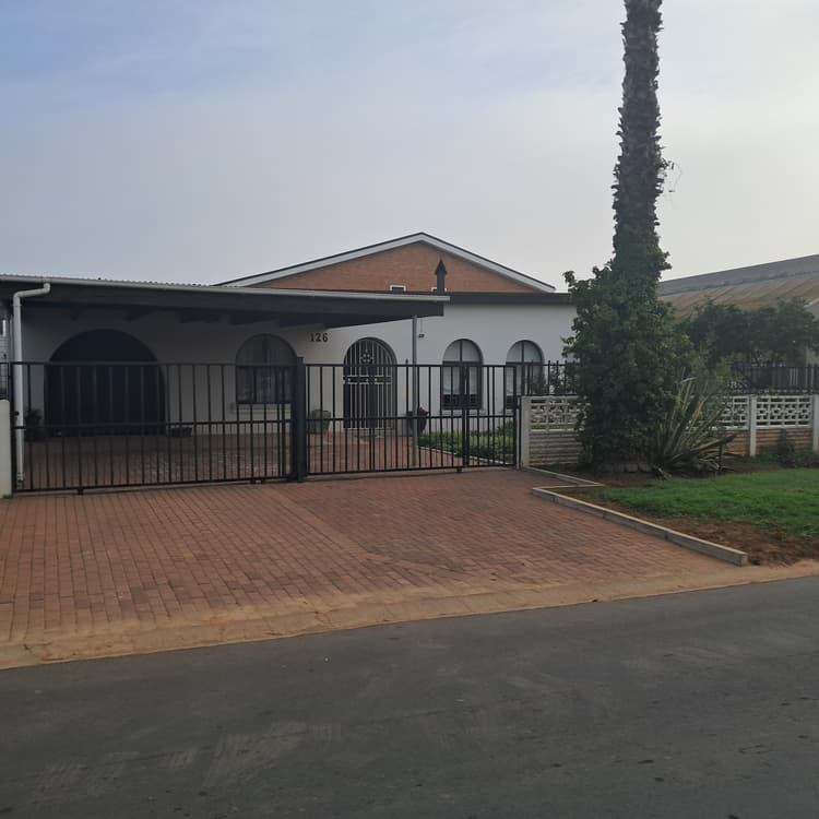 Main property image