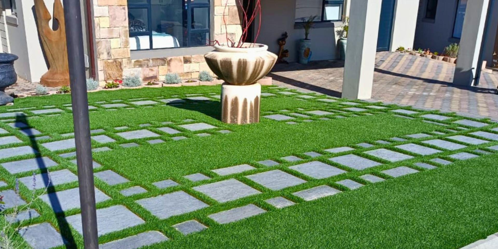 Image 3 of 6