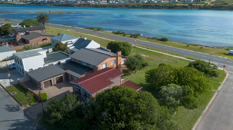 Main property image