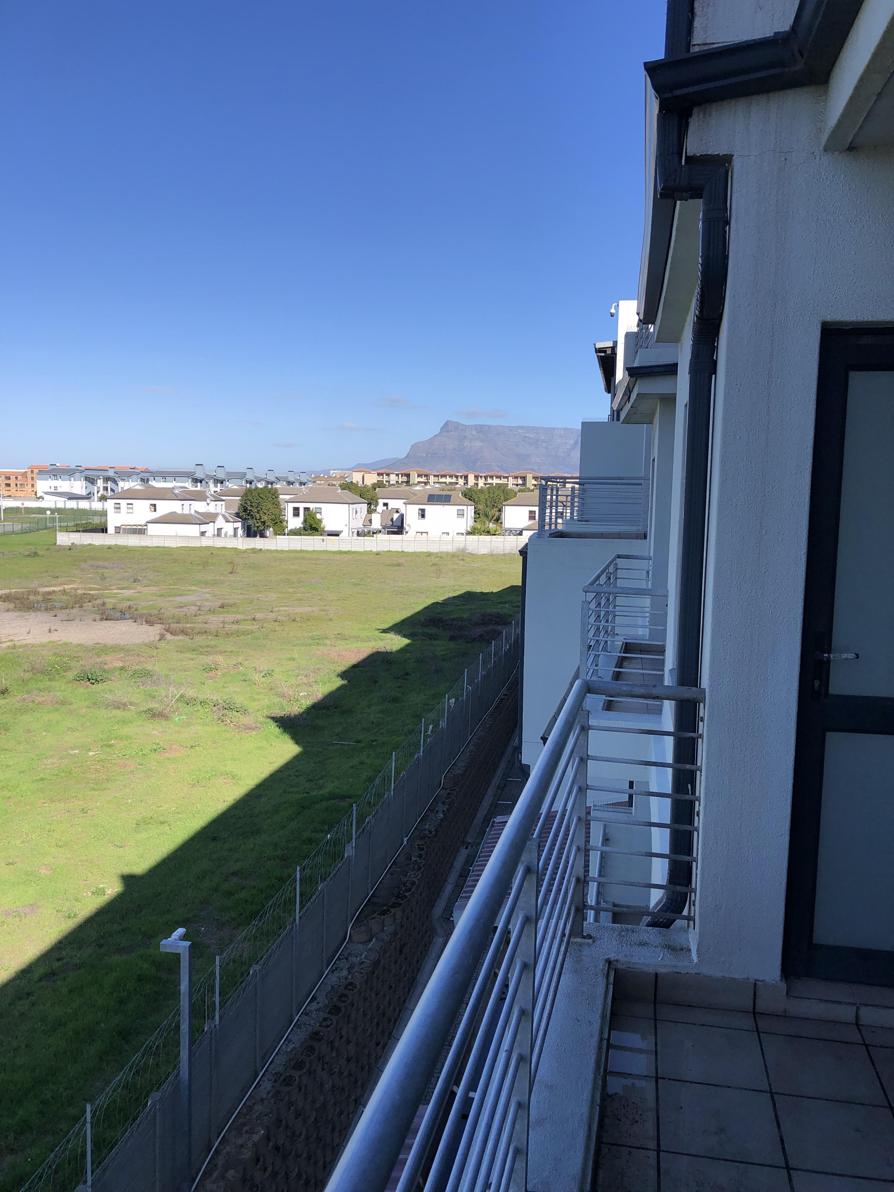 Image 2 of 6