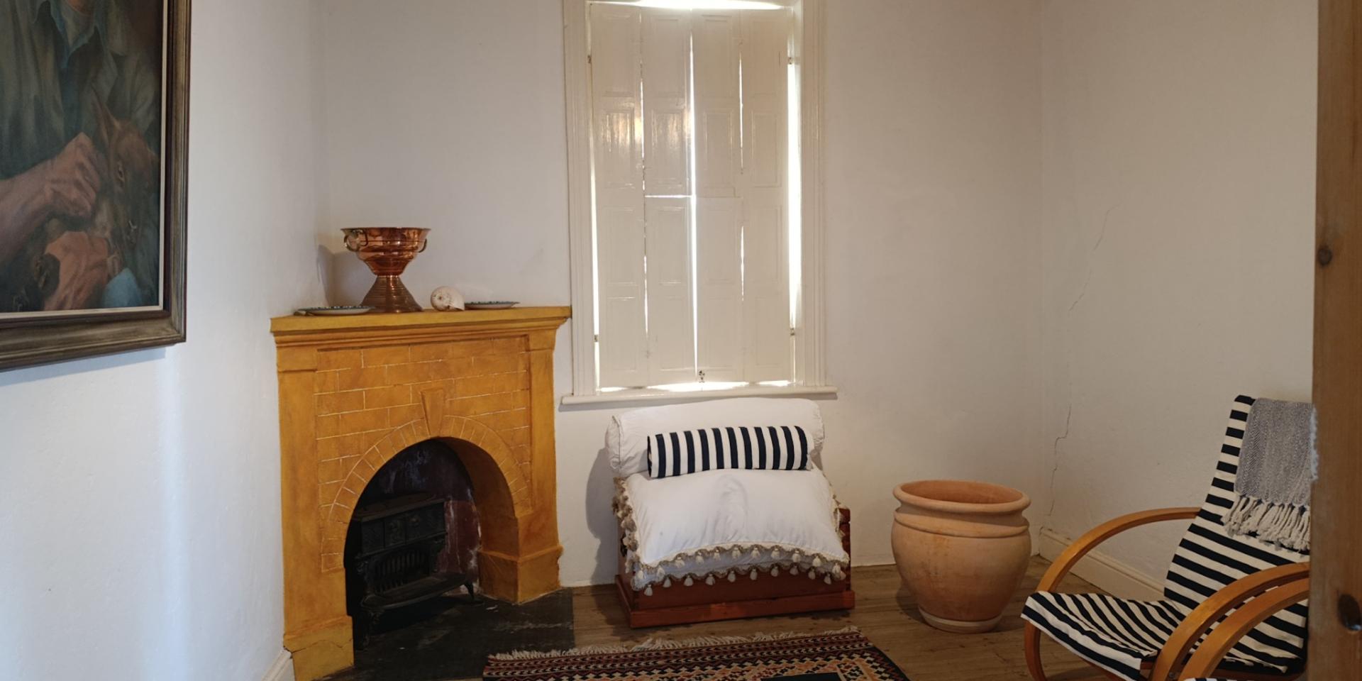 Image 3 of 6