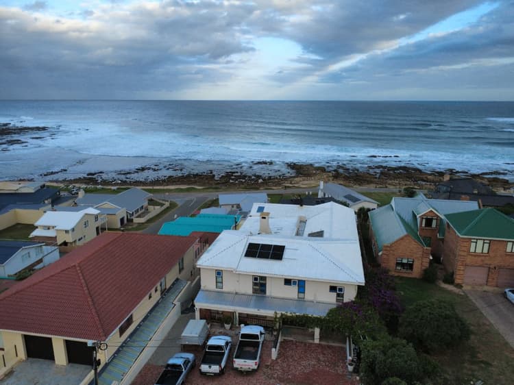 Main property image